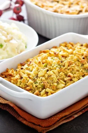 Apple and Sausage Dressing