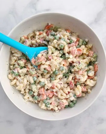 Simple Vegan Macaroni Salad